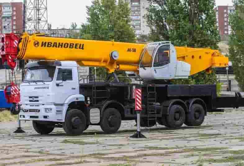 arenda avtokrana 40-tonn v Москве